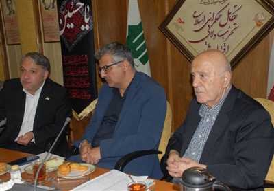 ساوه شمشکی: اسکی مشکلات زیرساختی دارد/ عزیزی: زمین‌های تنیس باید بازگردانده شود